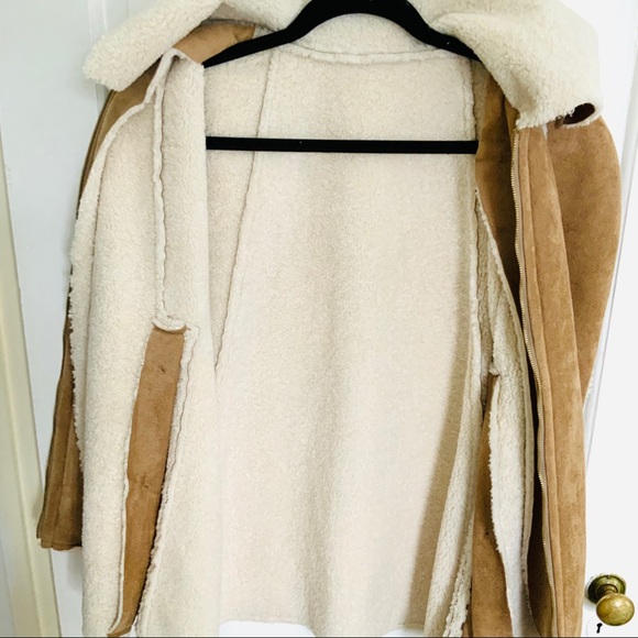 FAUX SHEARLING CAPE - Picture 5 of 5
